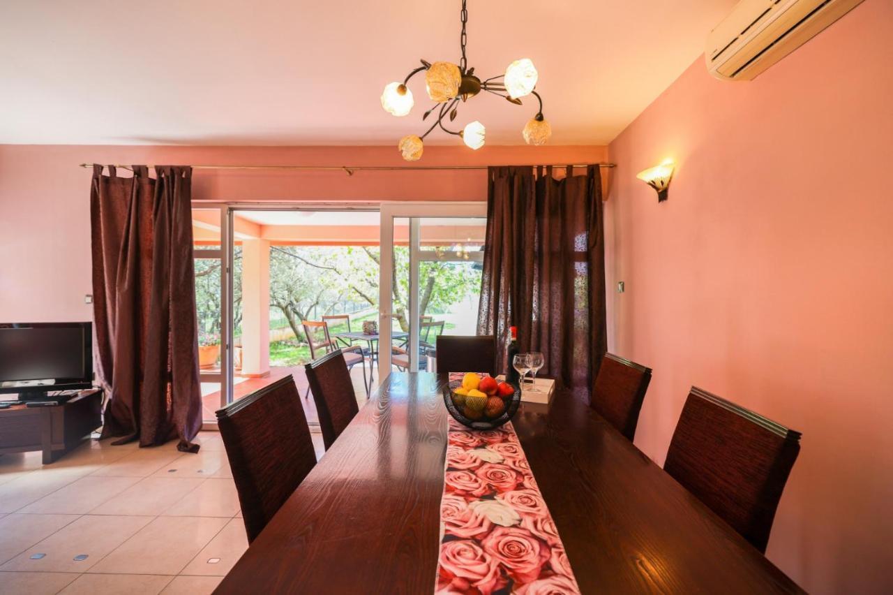 Holiday Home Cvita Sukosan Exterior photo